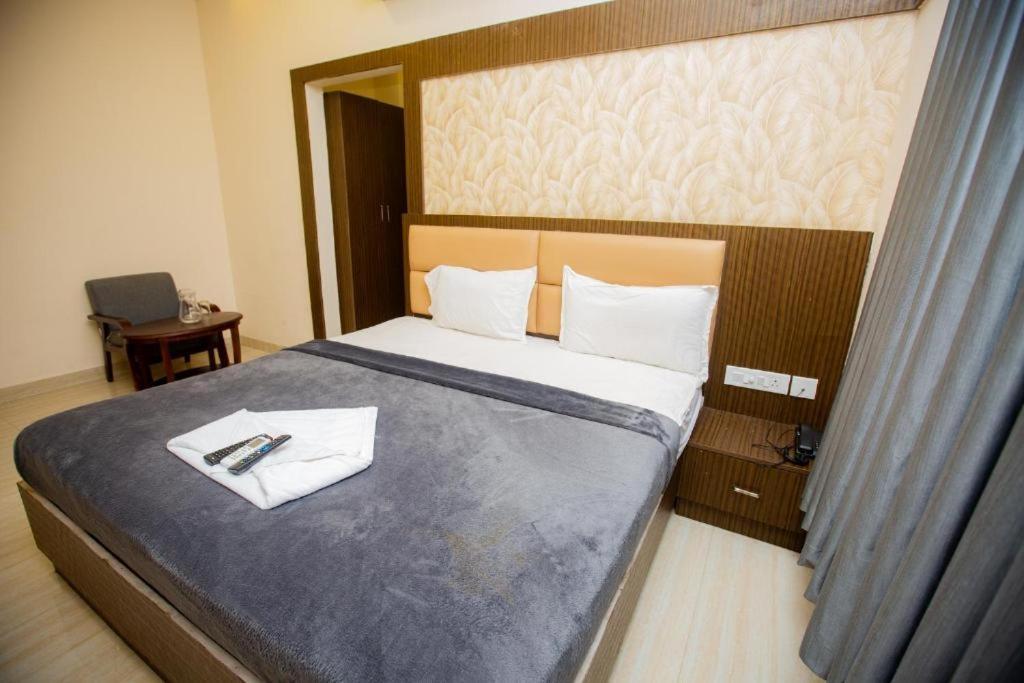 The Park Avenue Hotel - Business Class Hotel Near Central Railway Station Chennai Periyamet Екстериор снимка